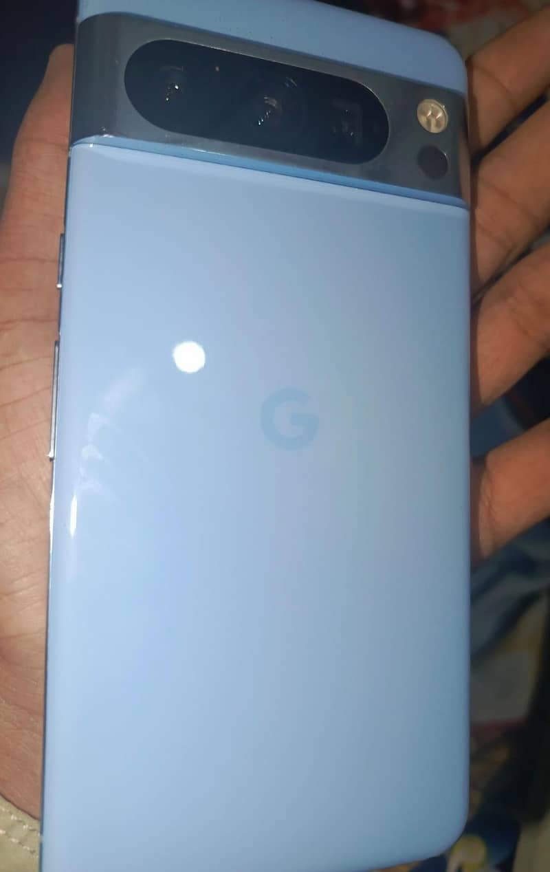 Google Pixel 8 Pro 3