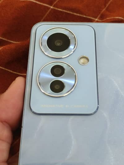 oppo Reno 11f 5g dimensty 7050 procsser 8/256 10by9.5 with box charger