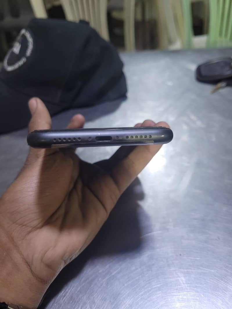 Apple iPhone 11 1