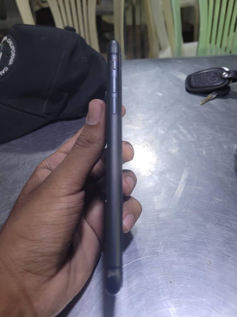 Apple iPhone 11 2