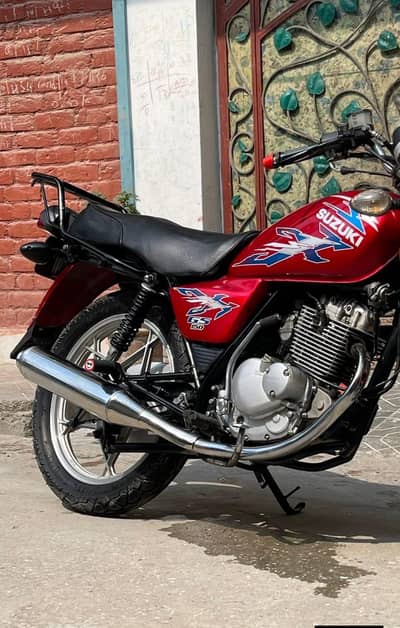 Suzuki150Gs Se