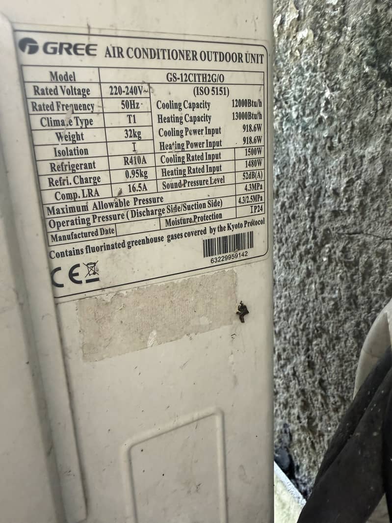Gree 1 ton split type  excellent condition 2