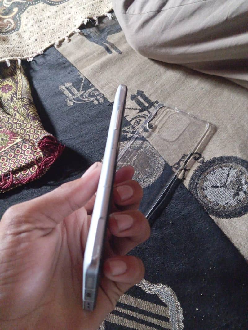 Redmi k40 4