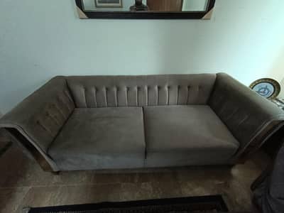 7 Seater Sofa Set grey color along 2 side tables and 1 center table
