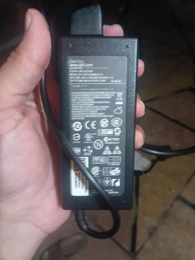 Dell New 65 Watt Charger With Wire Brand New