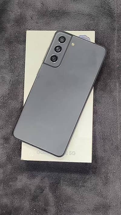 Samsung Mobile S21 FE OFFlCIAL APPROVED