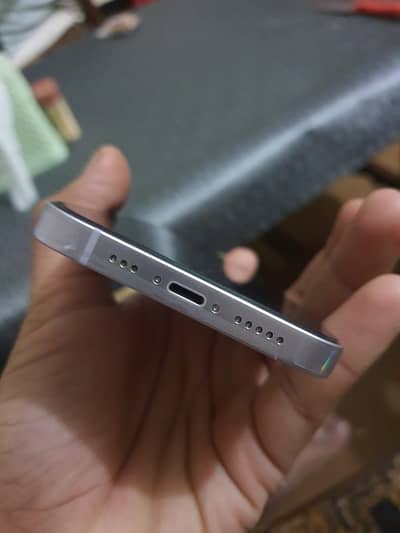 Apple iPhone 14