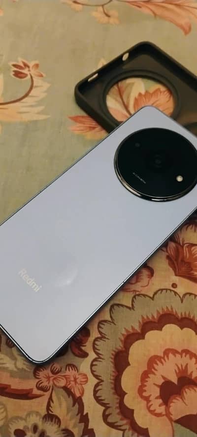 redmi A3 10 by 10 condition with box charger
