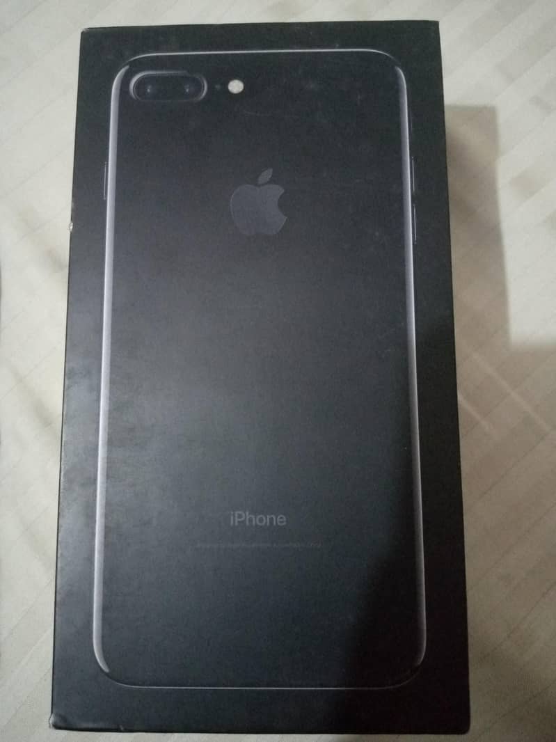 Apple iPhone 7 Plus 9