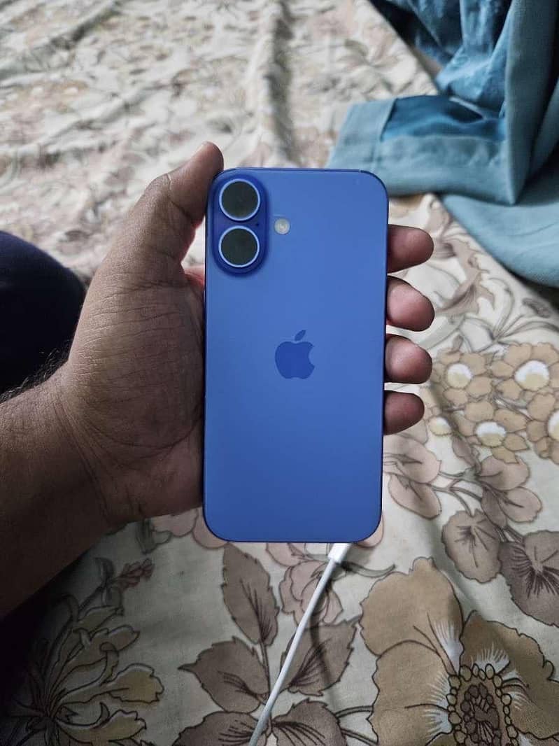 Apple iPhone 16 fu 2