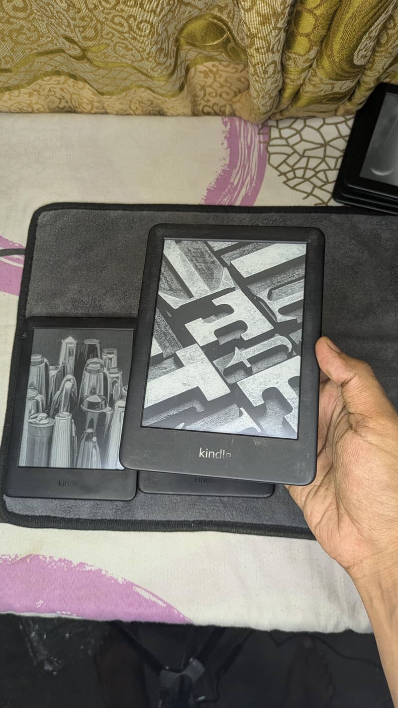Kindle basic 10th generation 8gb 3