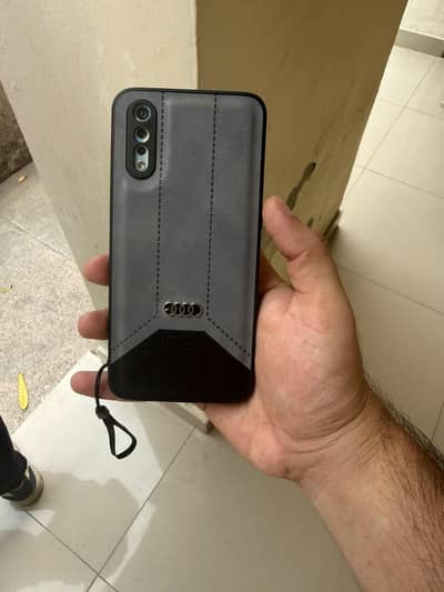 Vivo S1