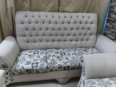 7 Seater Sofa set with Table