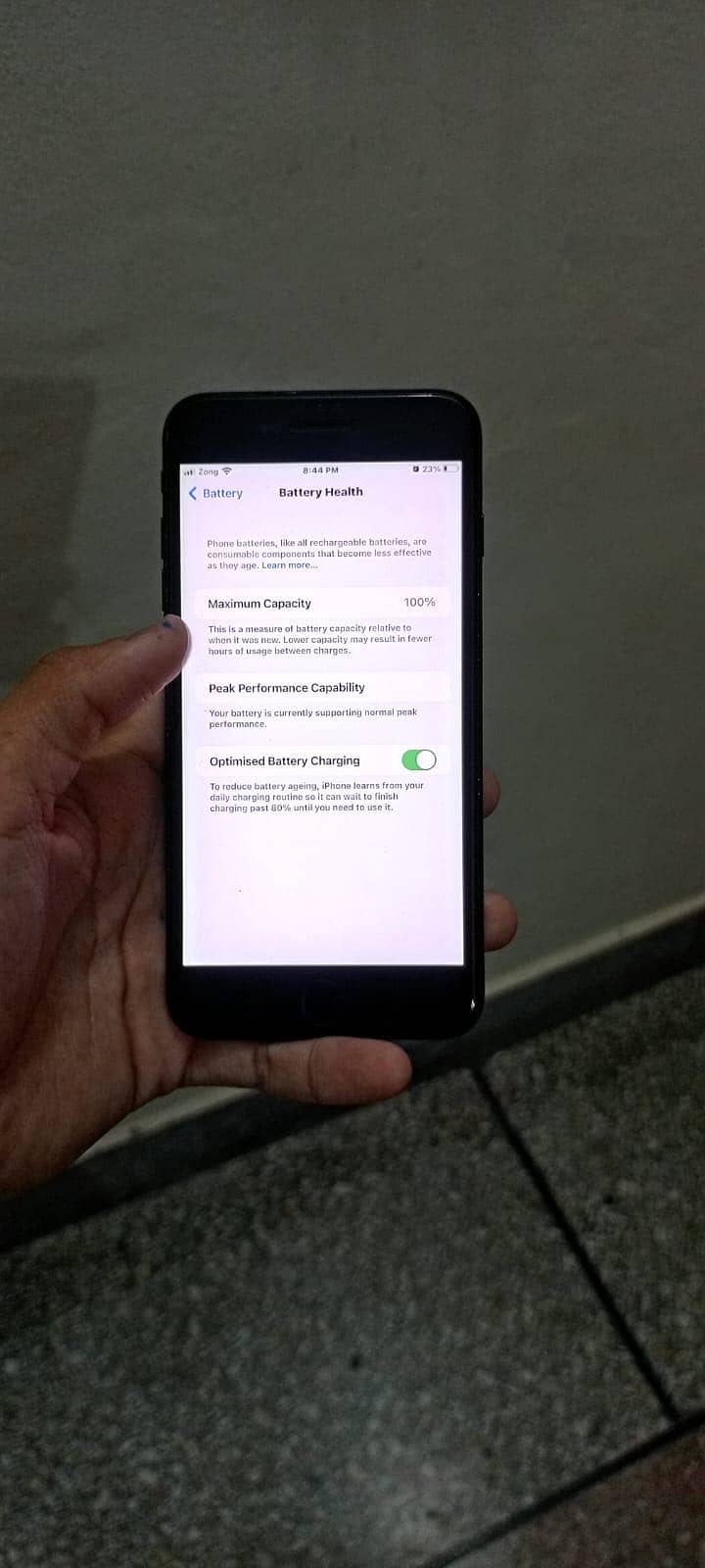 Apple iPhone 7 Plus 2