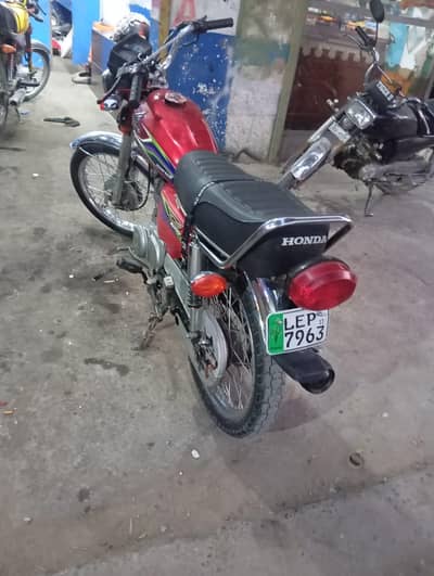 Honda 125 2017model in good condition