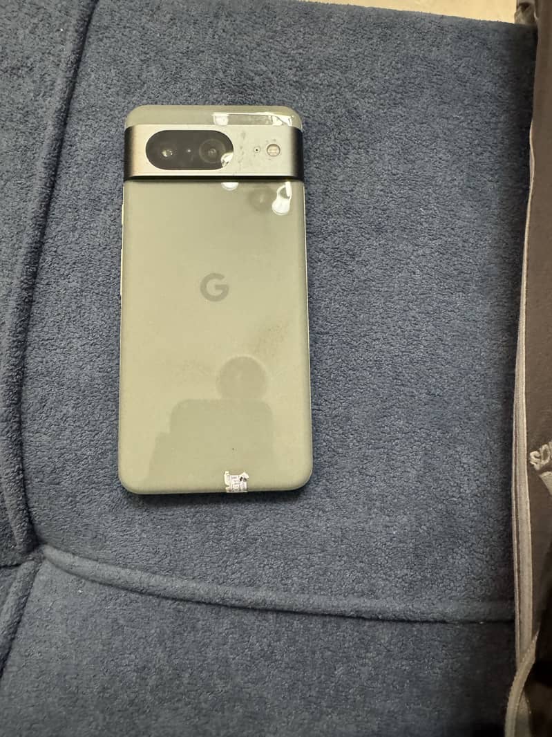 Google Pixel 8 4