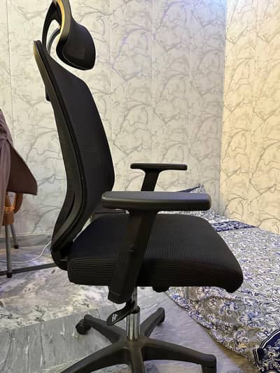 Office Chair and Gaming Chair