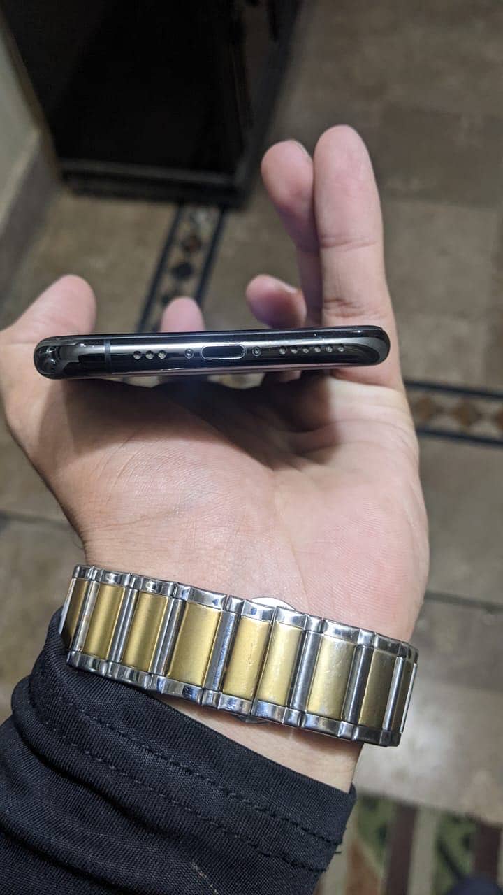 Apple iPhone 11 Pro 5
