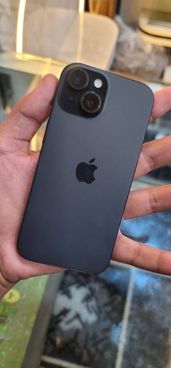 Apple iPhone 15 0
