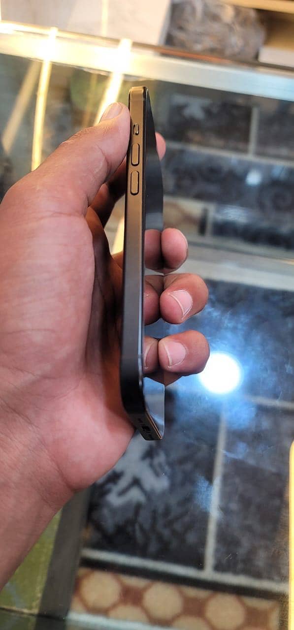 Apple iPhone 15 1