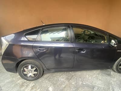 Toyota Prius 1.8L Hybrid import 2014
