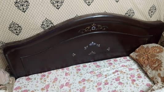 Bed with mattress Dressing table Showcase