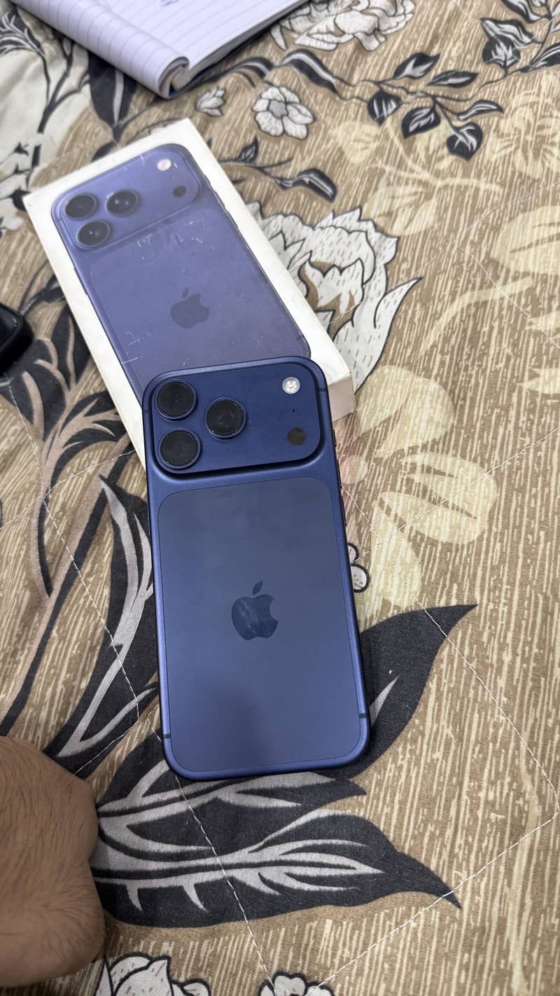 Apple iPhone 17 Pro 1