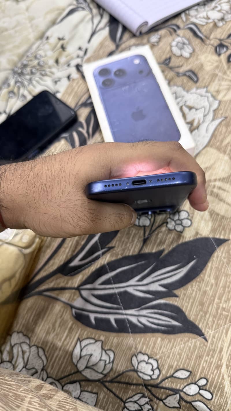 Apple iPhone 17 Pro 3