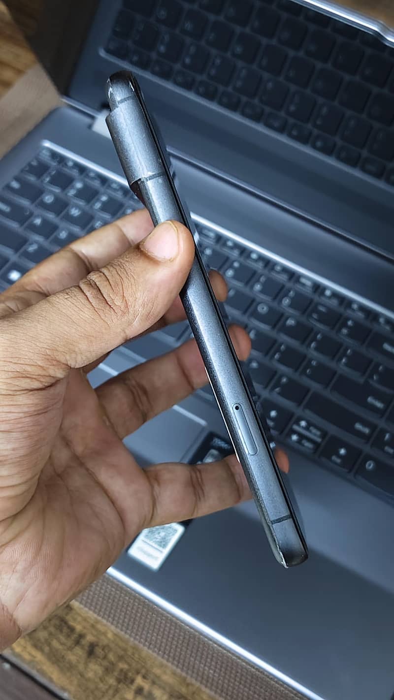Google Pixel 8 3