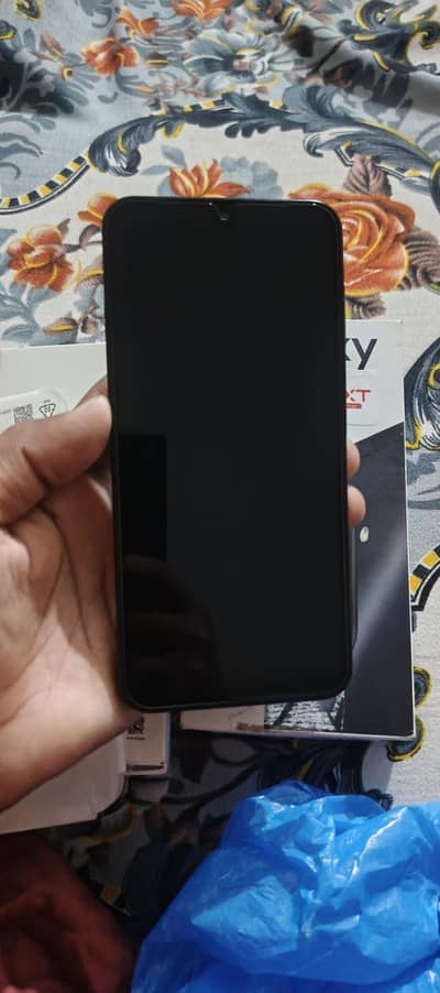 Samsung Mobile A17