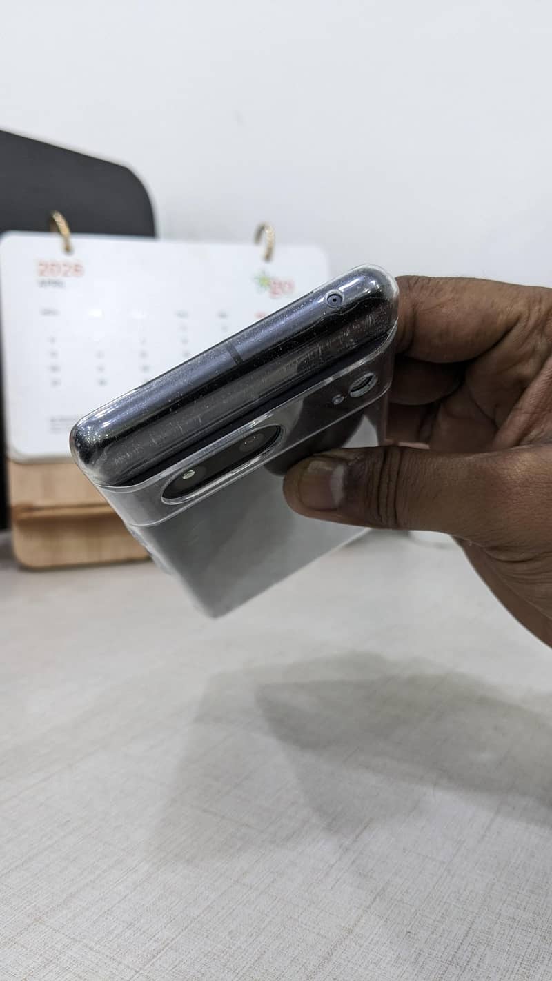 Google Pixel 7 4