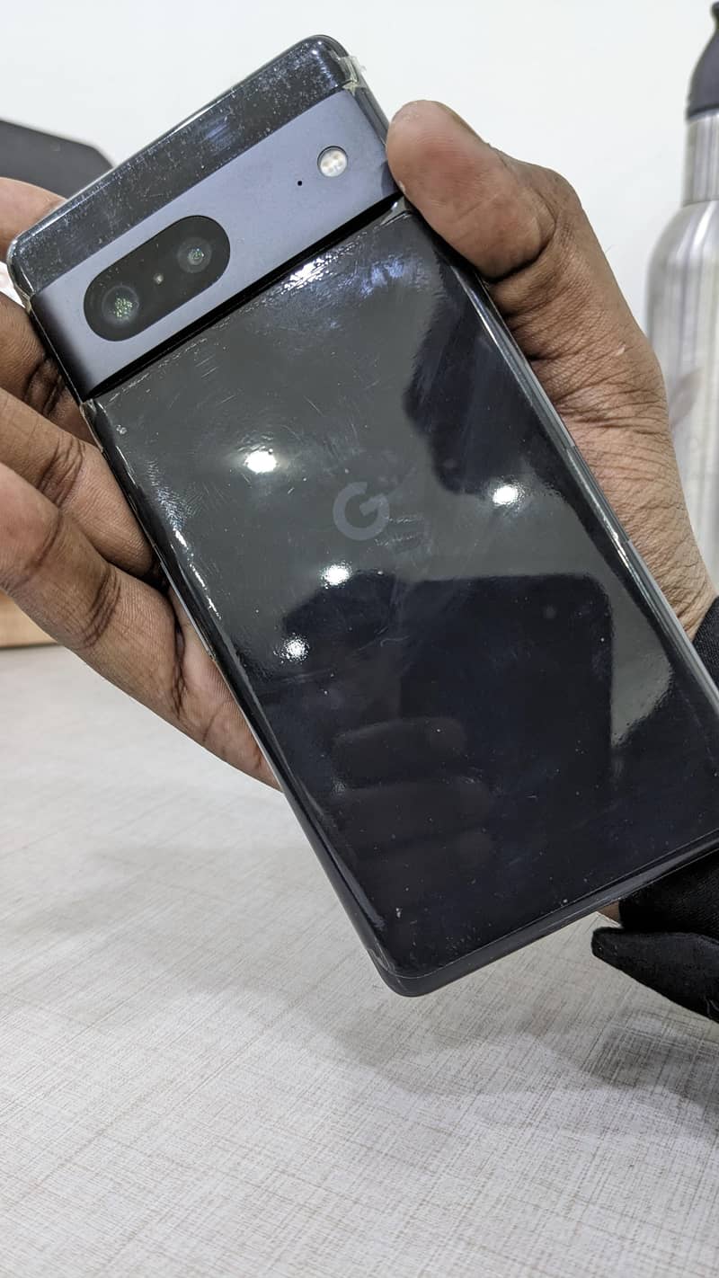 Google Pixel 7 5