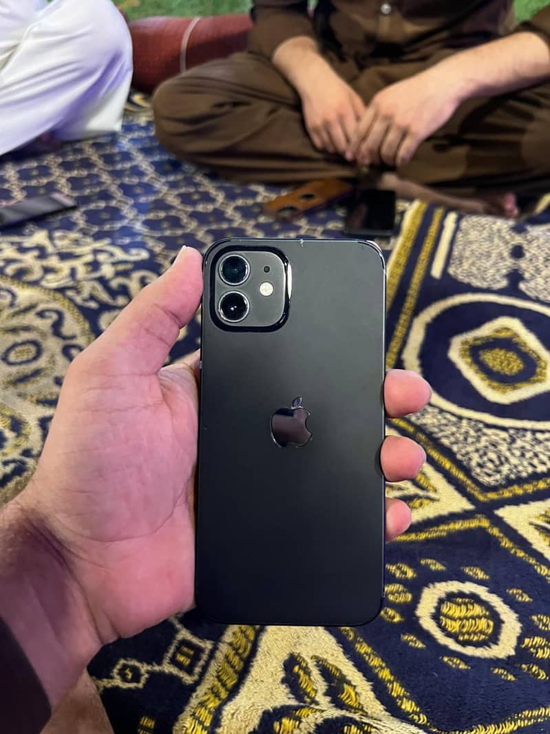 Apple iPhone 12 0
