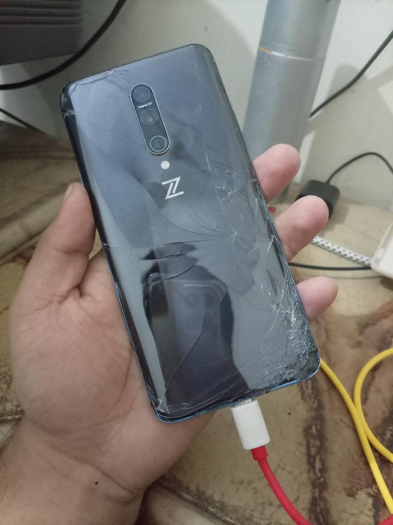 One Plus 7 Pro 8/128 4