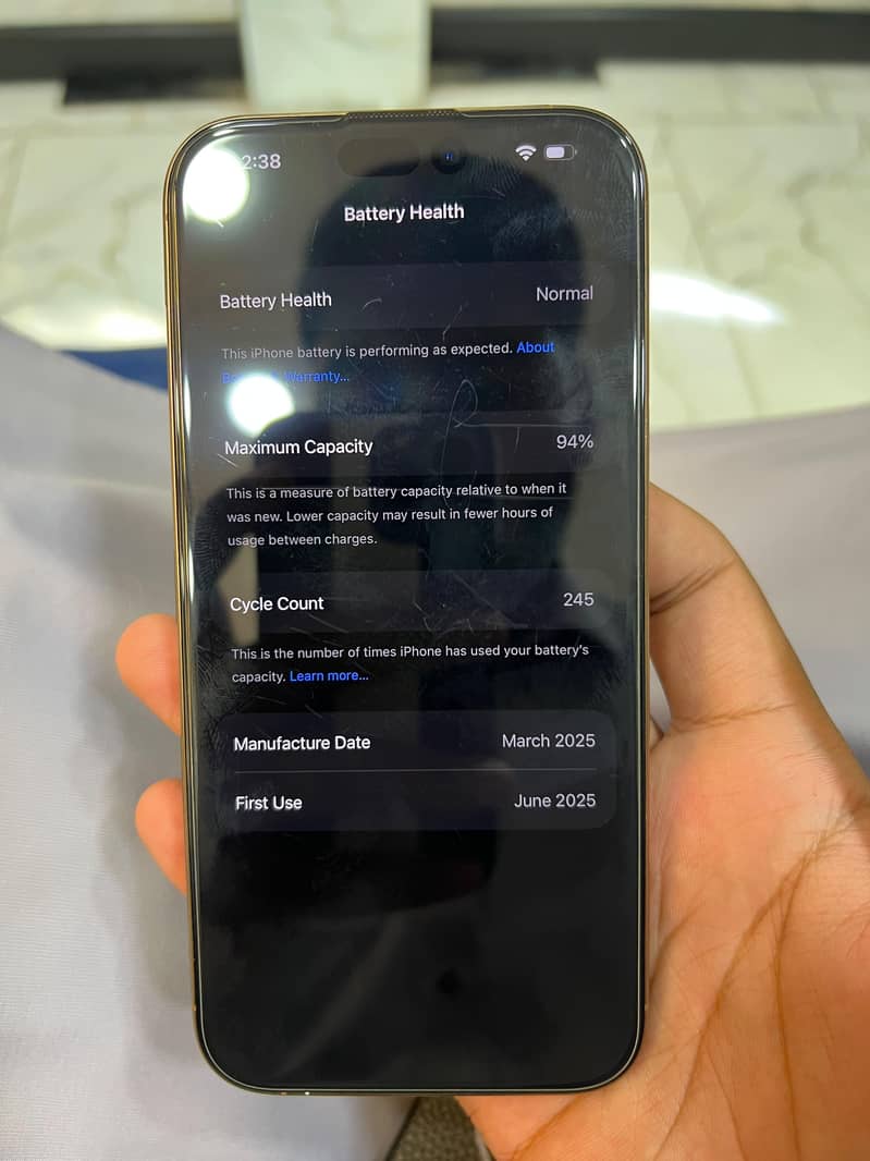 Apple iPhone 16 Pro Max 2