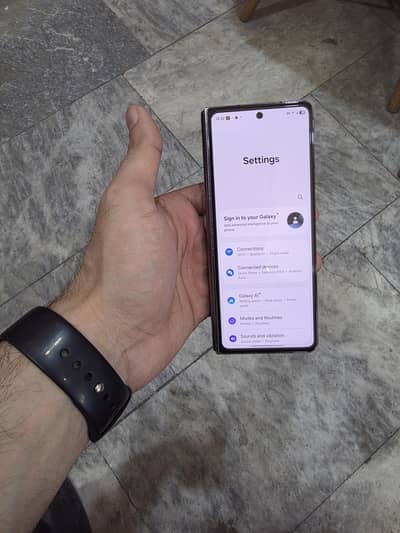 Samsung Mobile Z Fold 4 Dual Sim PTA Approved 12/256gb