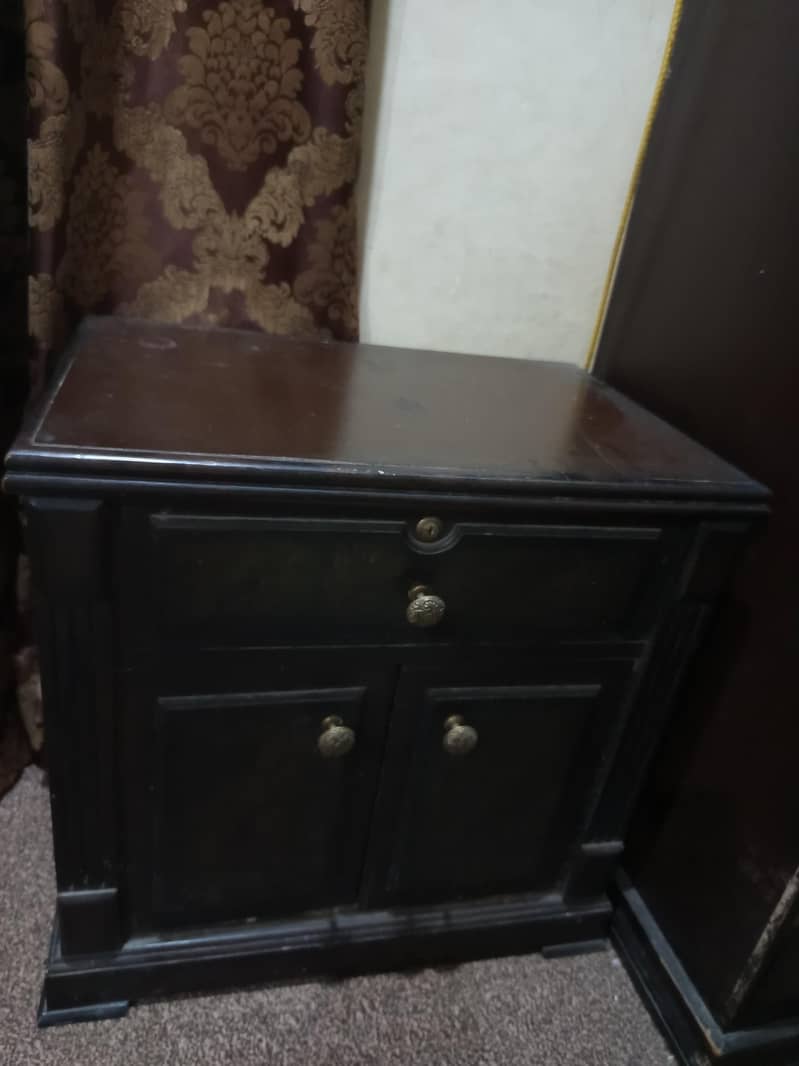 Side Tables 1