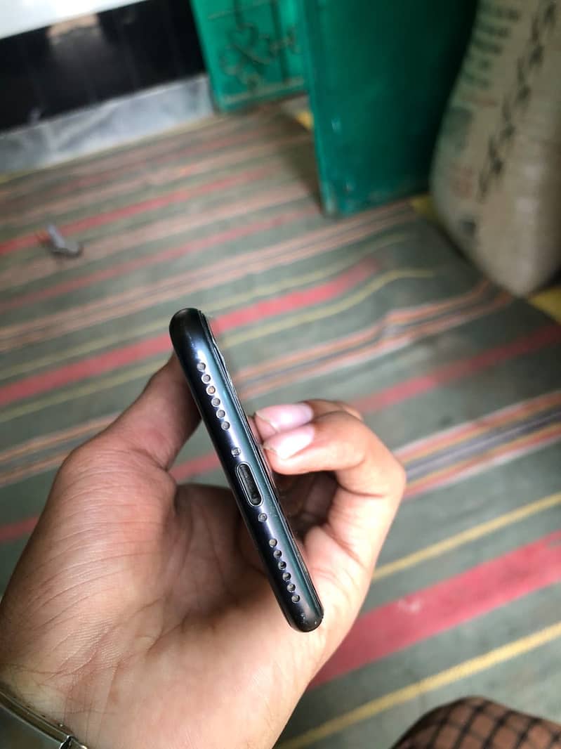 Apple iPhone SE 1