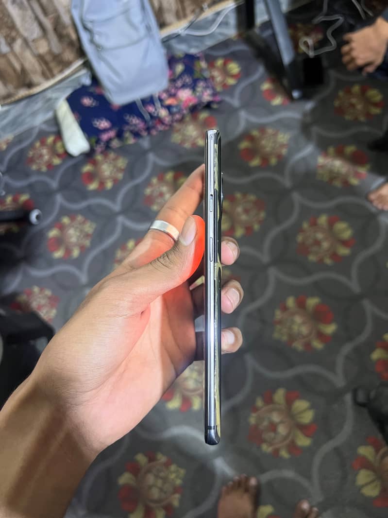 One Plus 7T 3