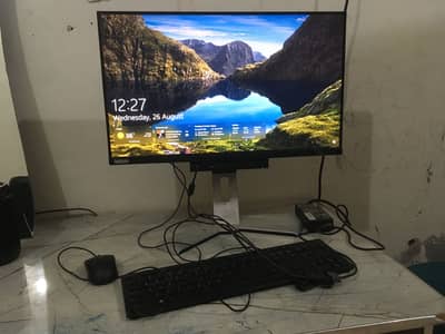 Lenovo All in one pc deskto . Condition 10 on 10. Details in description