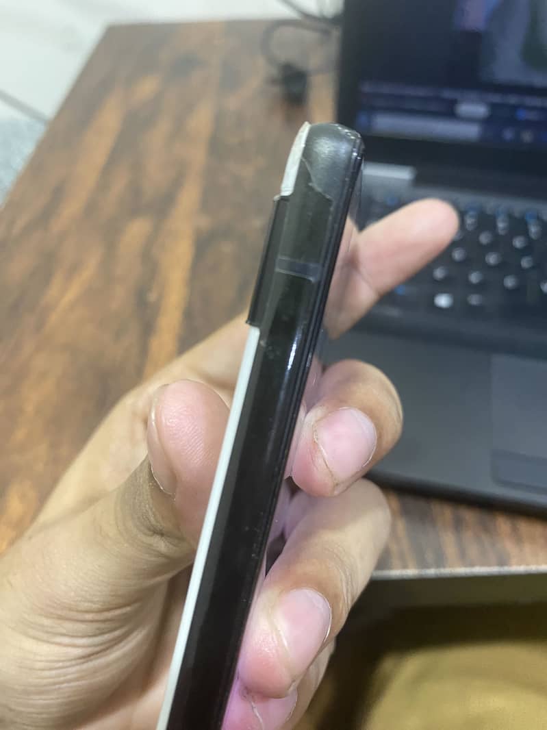 Google Pixel 6a 4
