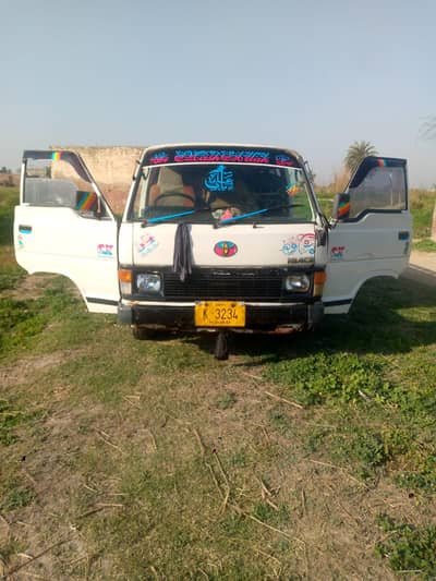 Hiace 86/2000