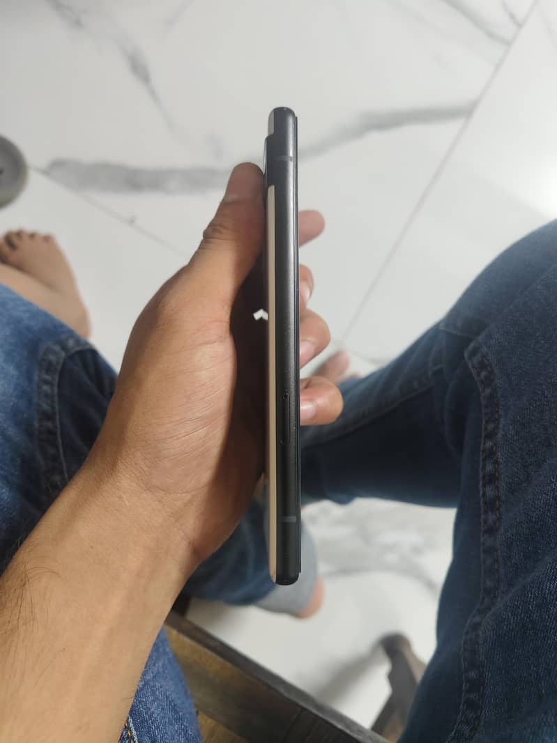 Google Pixel 6a 3