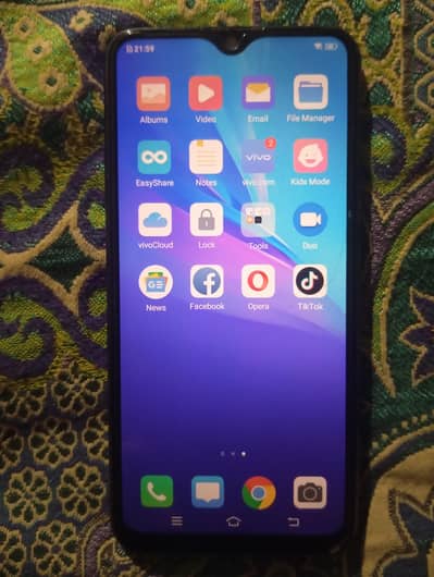 Vivo Y11