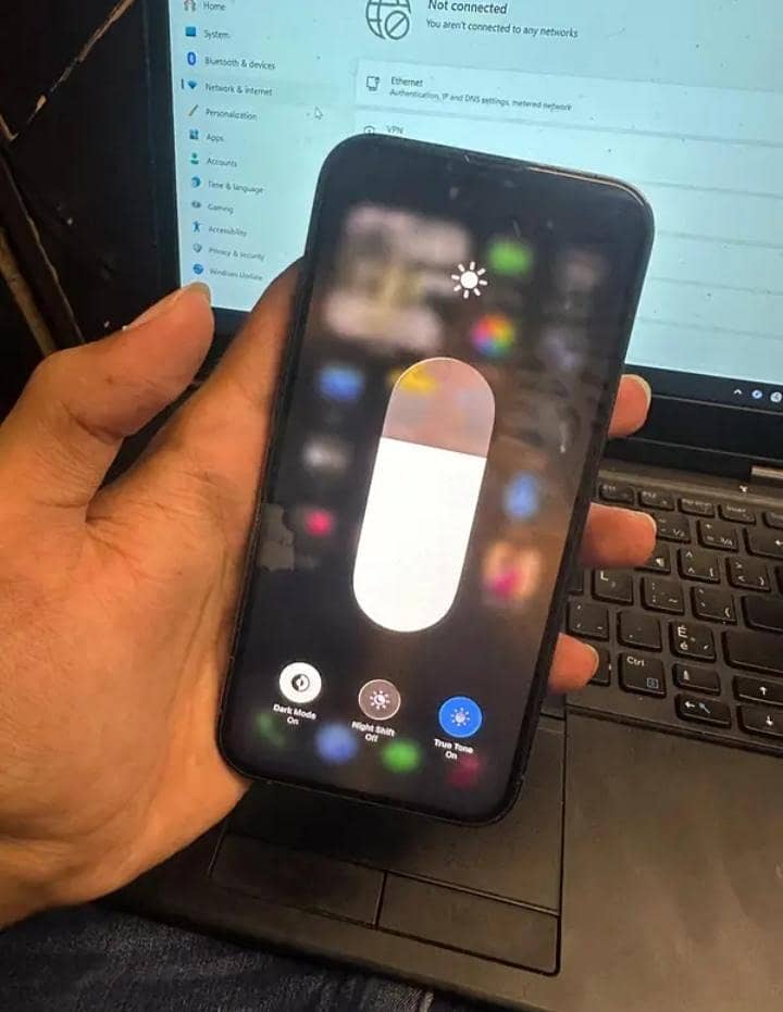 Apple iPhone 13 Pro 1