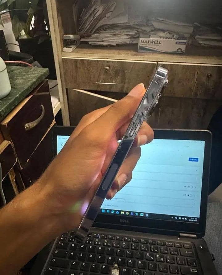 Apple iPhone 13 Pro 3