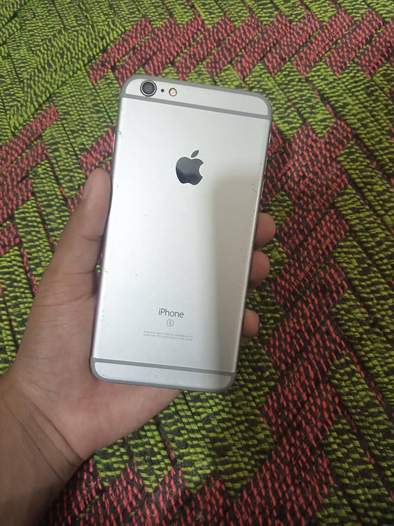 Apple iPhone 6S Plus 0