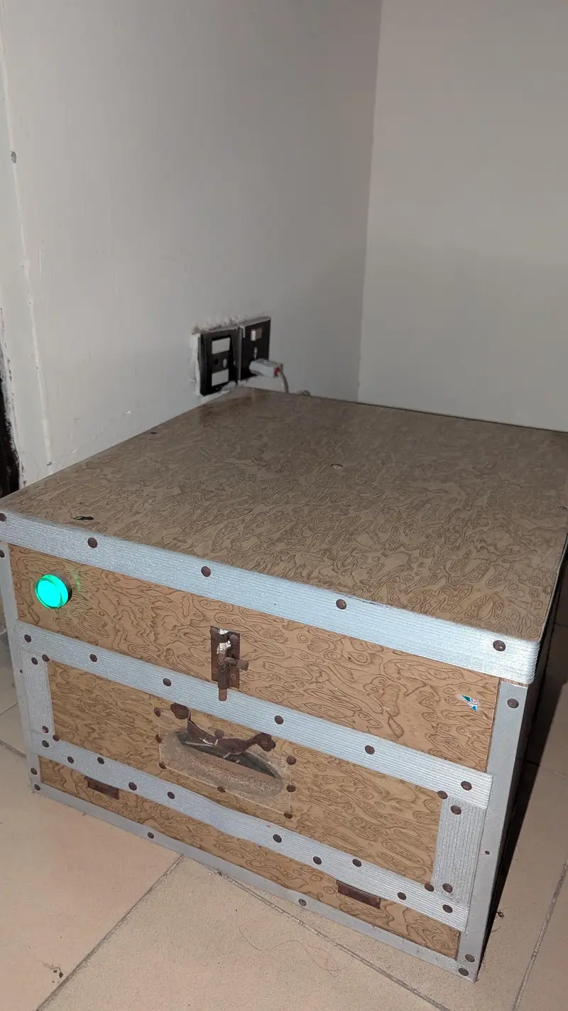 Manual Egg Incubator — photo 3
