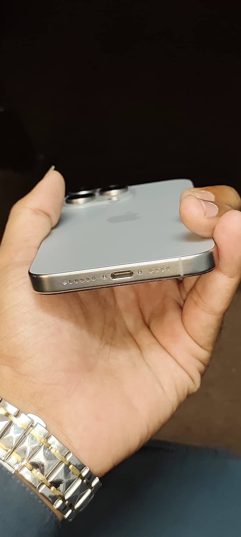 Apple iPhone 15 Pro Max 0