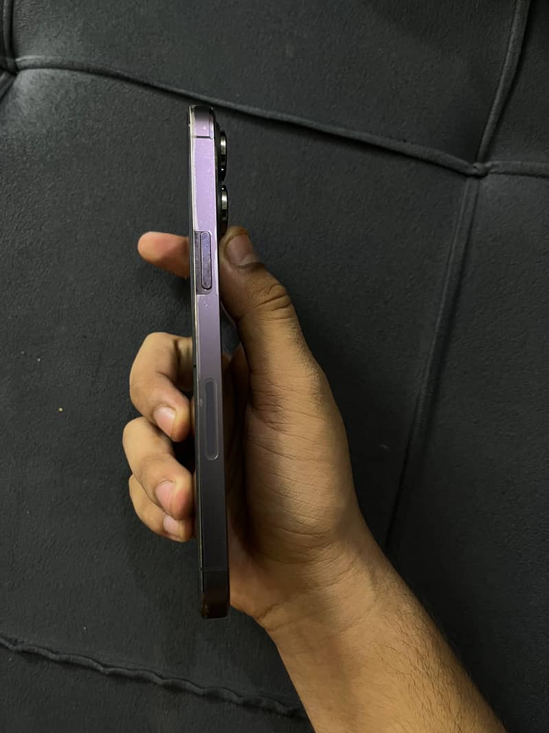 Apple iPhone 14 Pro Max 2